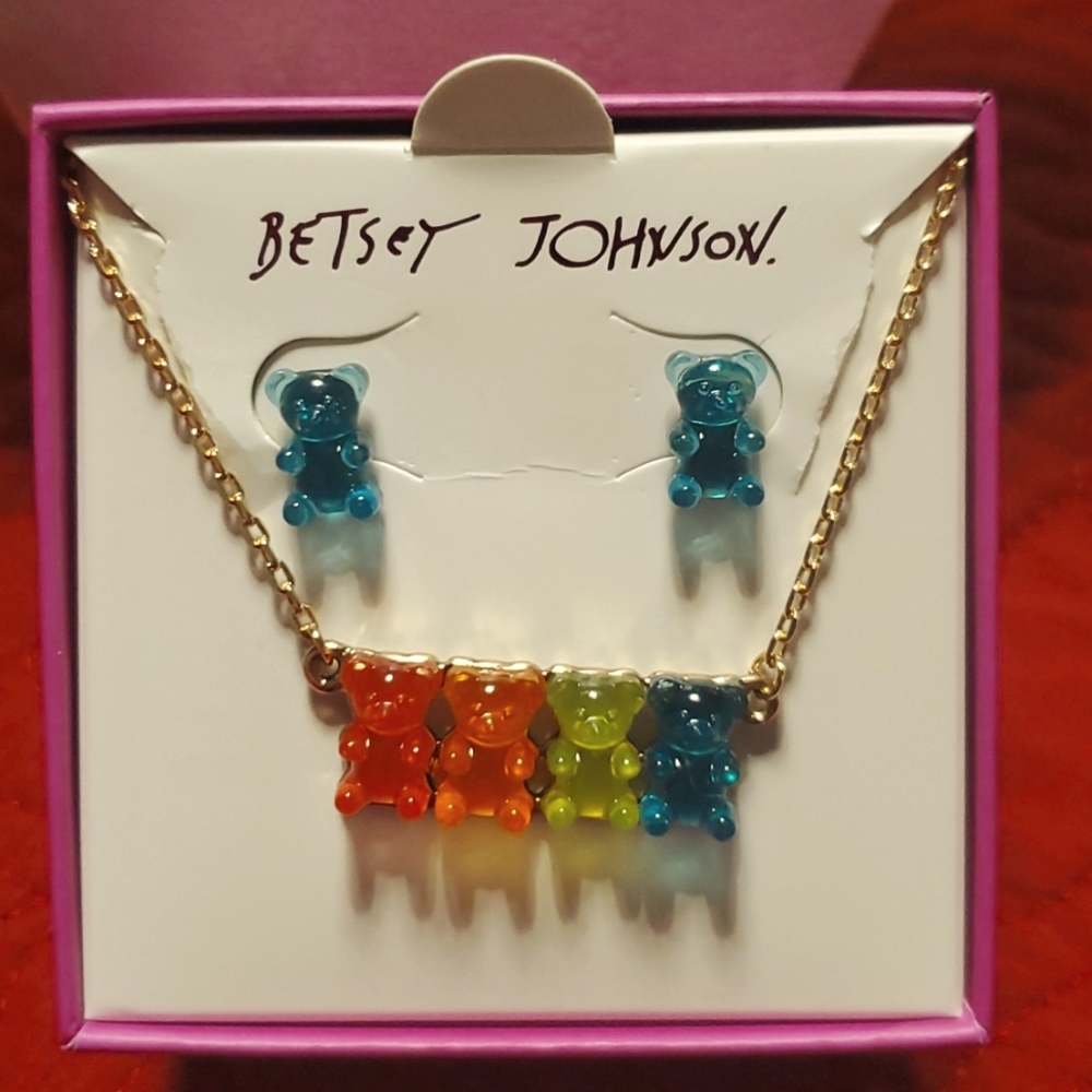 Necklace set